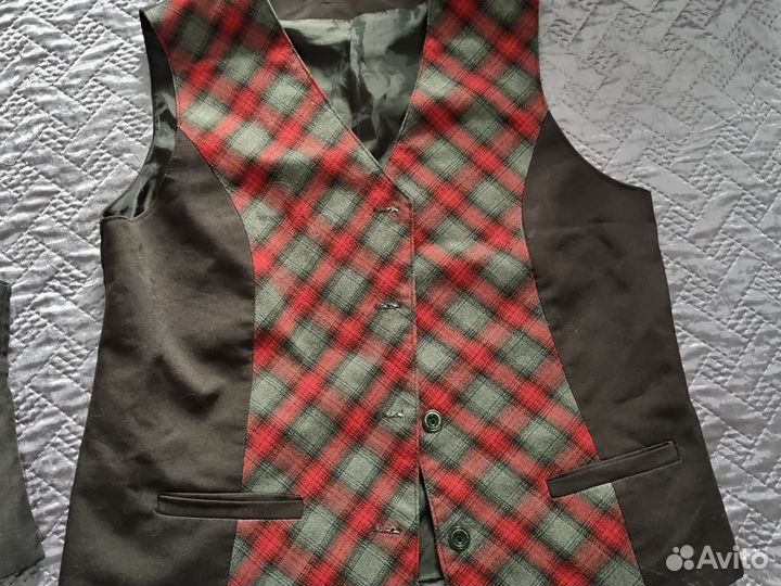 Жилет школьная размер 152-164
