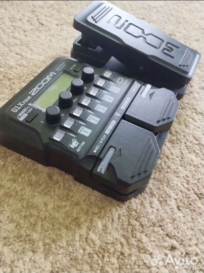 Zoom g1x four, Zoom B1Xon