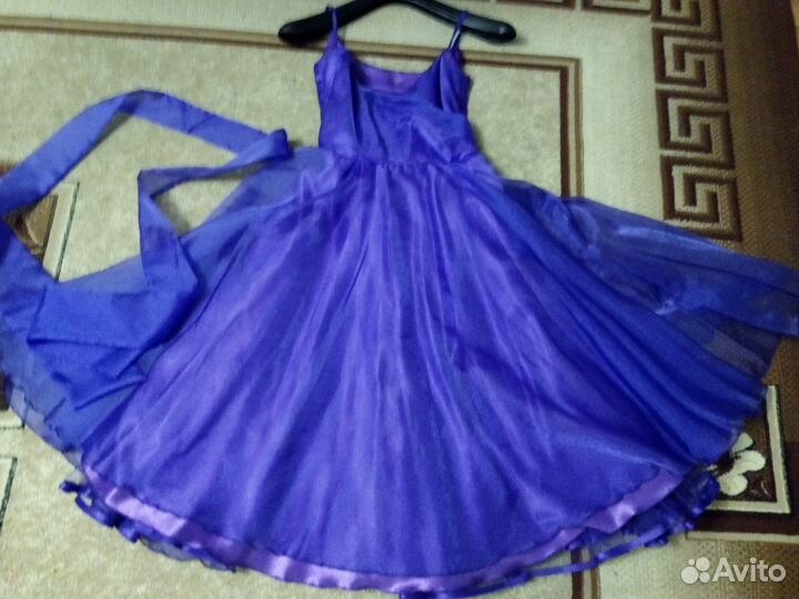 Платье сиреневое