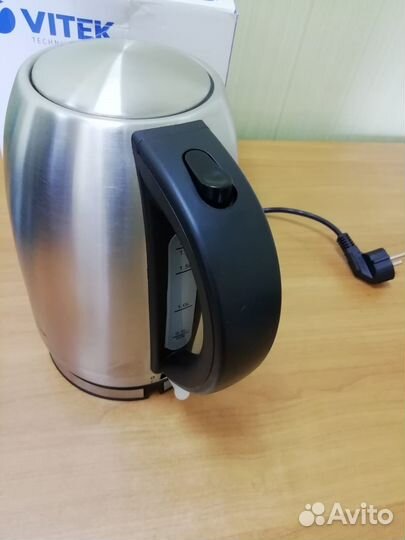 Чайник электрический Vitek VT-7033 ST