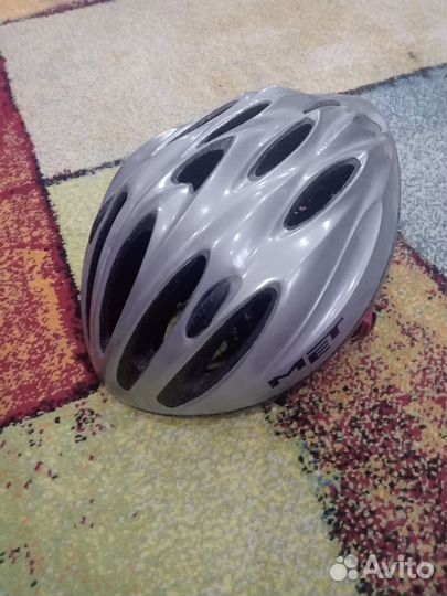 Велошлем MET