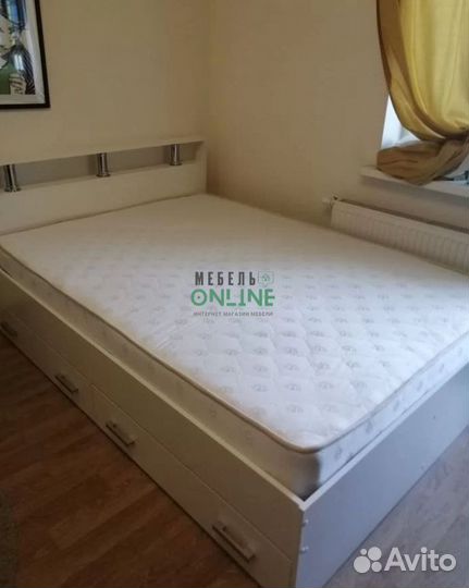 Кровать двуспальная с ящиками в комплетке