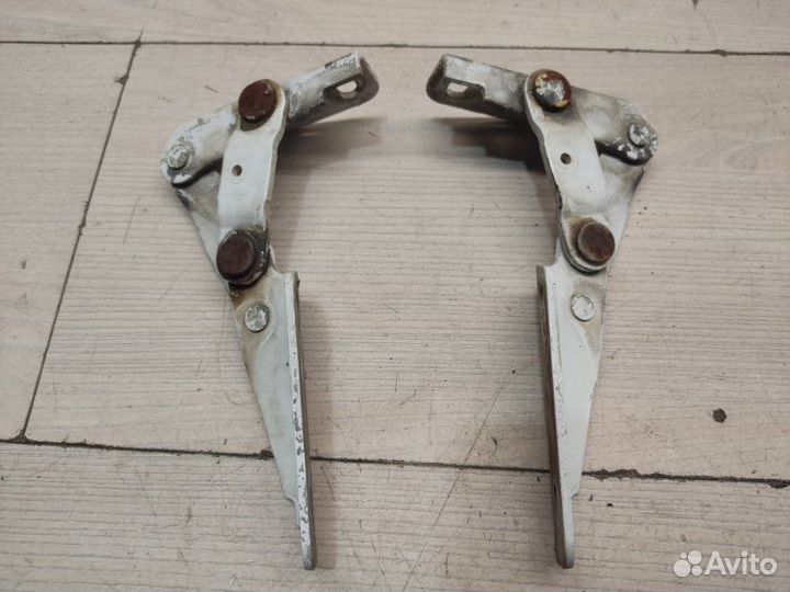 Петли капота