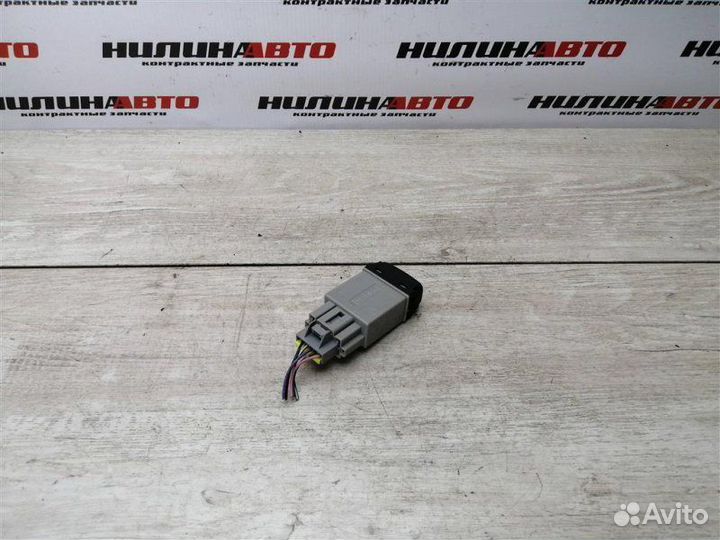 Кнопка корректора фар Mitsubishi Lancer 9