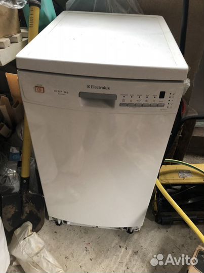 Посудомоечная машина Electrolux