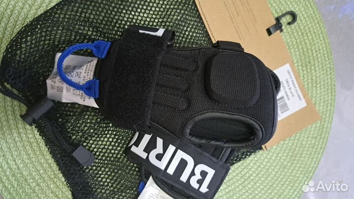 Защита запястья burton