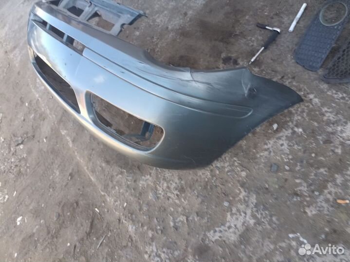 Бампер передний Фиат Альбеа