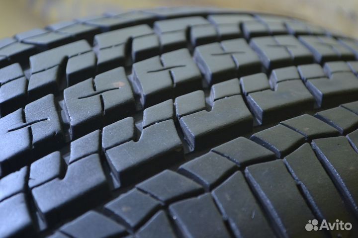 Firestone Champion Fuel Fighter 235/60 R17