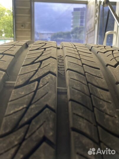 Altenzo Sports Navigator 325/30 R21 108V