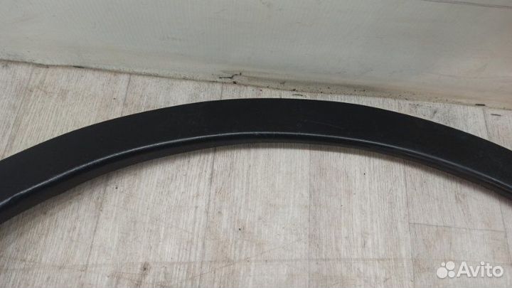 Накладка на крыло передняя левая Nissan Qashqai