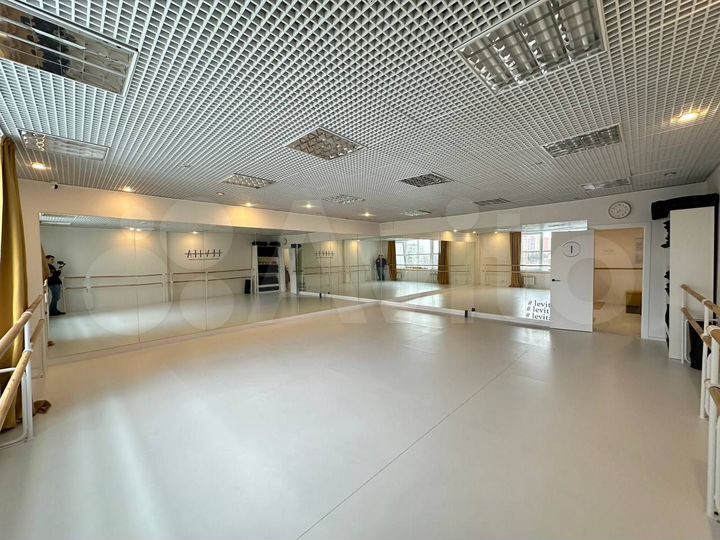 Свободного назначения, 927.75 м²