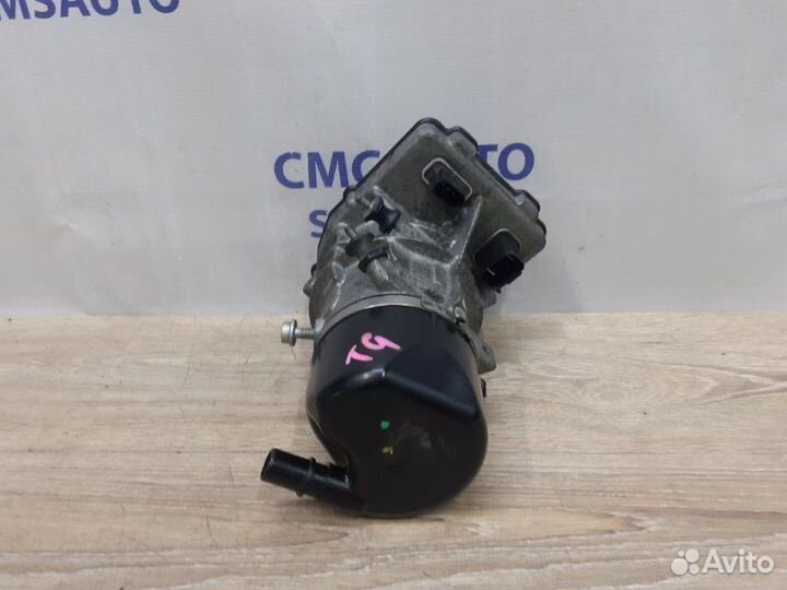 Насос гур Volkswagen Touareg NF 3.0 2012