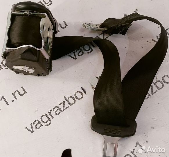 Ремень безопасности с пиропатроном Audi A8 (D3) II рестайлинг (2005–2007)