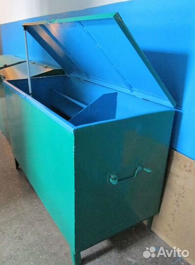 Ящик металлический