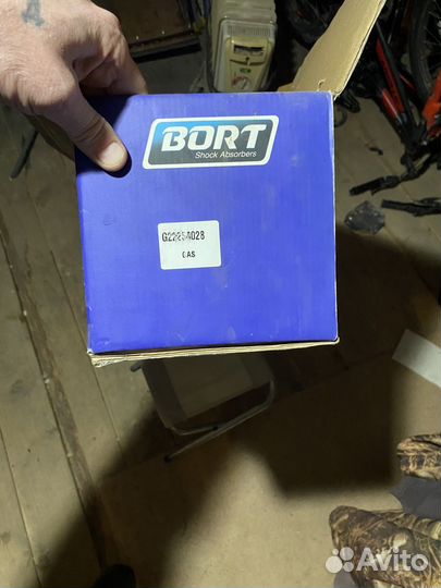 Передние стойки volkswagen passat b6