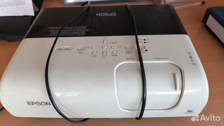 Продаю проектор и экран