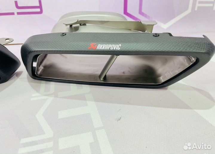 Насадки mercedes W205 C63 карбон akrapovic