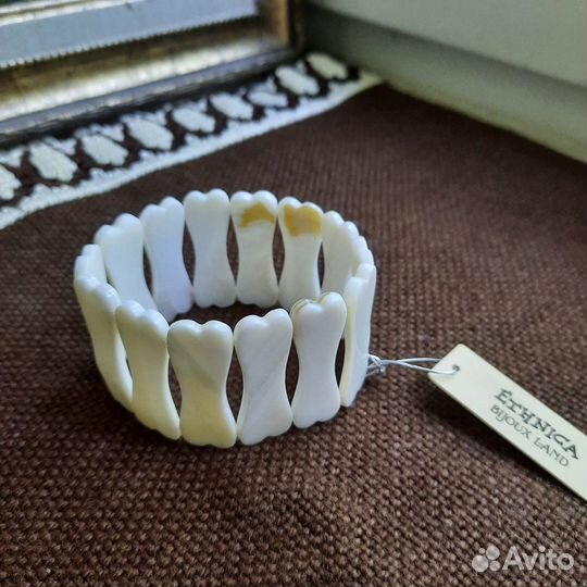 Браслет белый перламутр новый