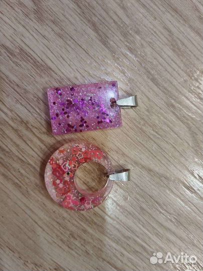 Брелок из эпоксидной смолы