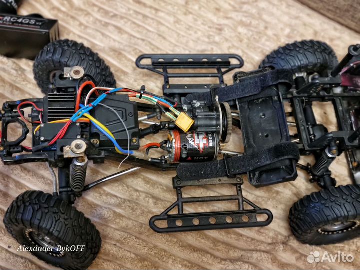 Rc модель трофи jeep Cherokee