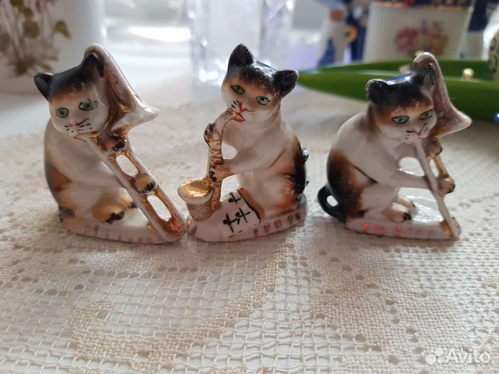Фарфоровые коты-музыканты Германия