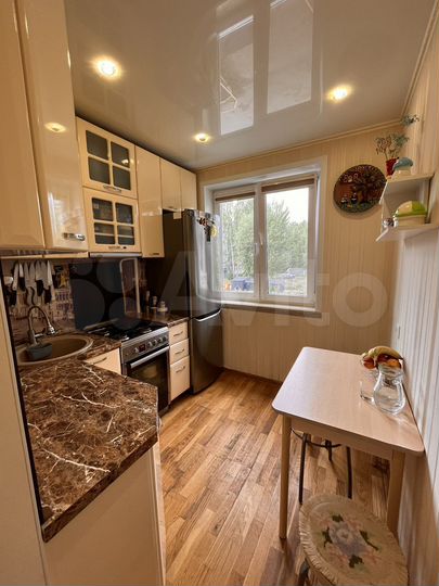 3-к. квартира, 47 м², 2/5 эт.