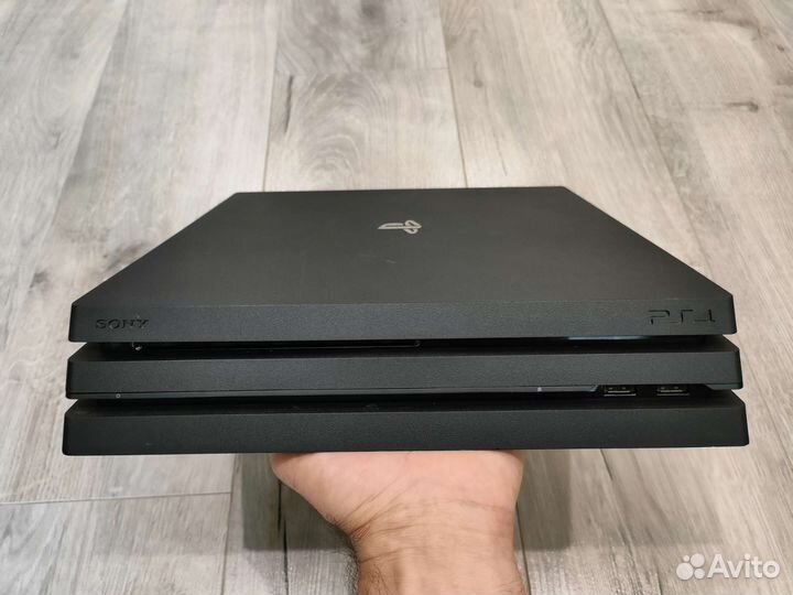 Sony PS4 pro + игры