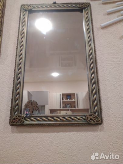 Зеркала с декором