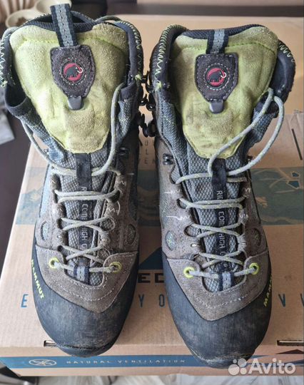 Трекинговая обувь женская 37