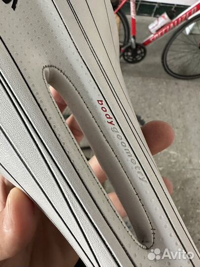 Седло для велосипеда specialized riva