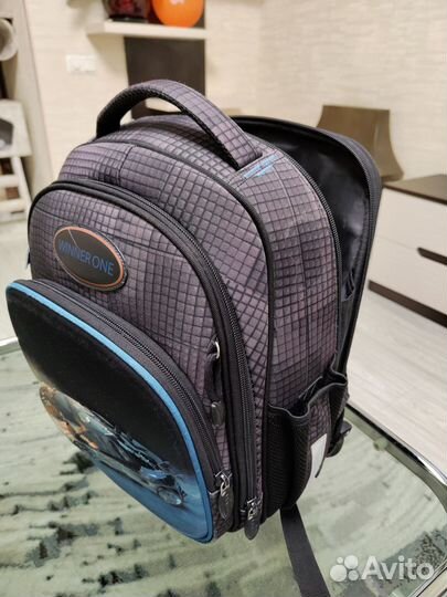 Школьный рюкзак