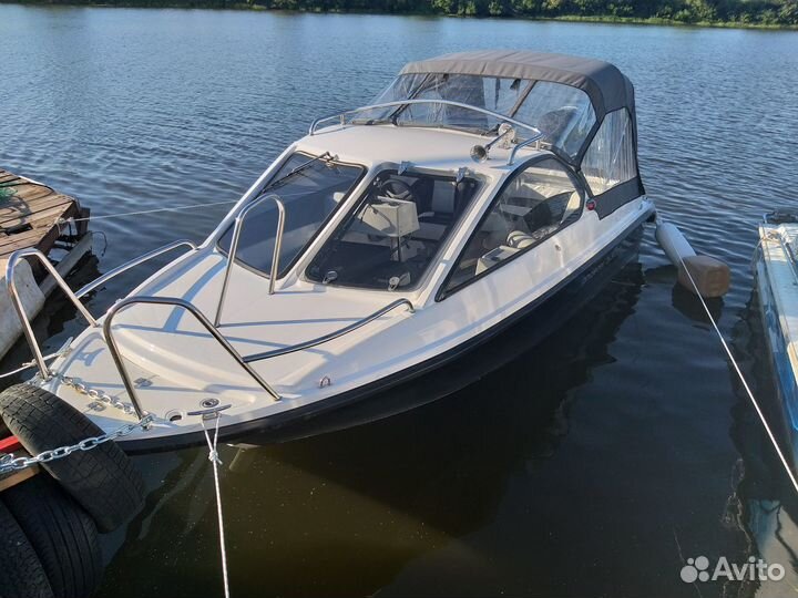 Катер Phoenix 530 HT