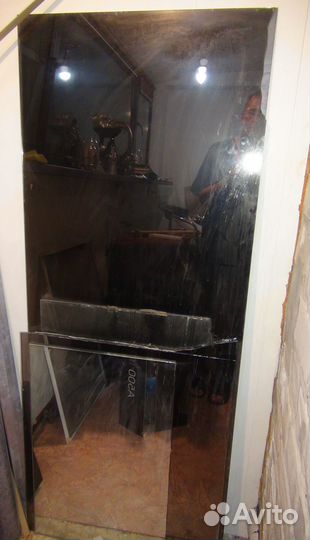 Зеркальное стекло