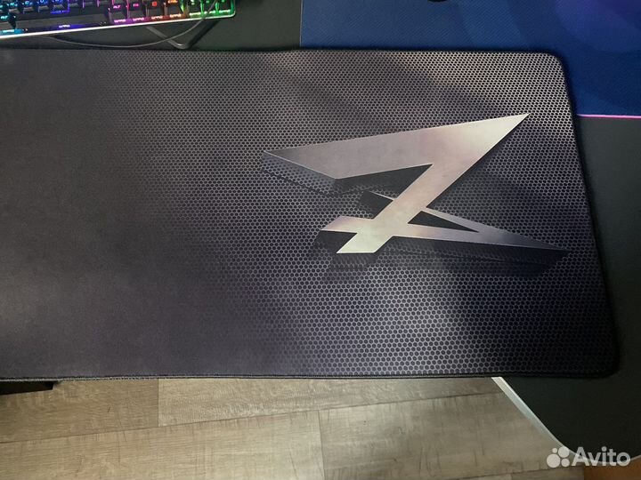 Игровой коврик на весь стол(размер XL)