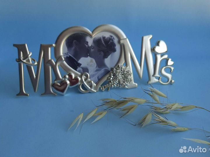 Рамка для фотографий молодоженам /свадьба