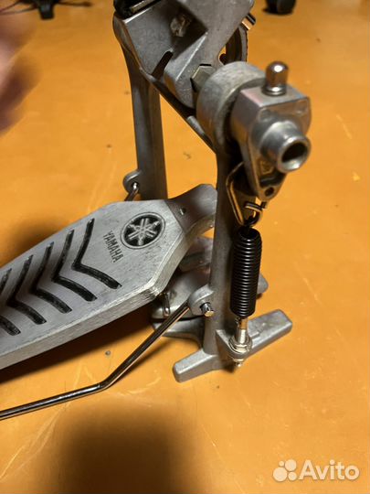 Педаль для бас барабана yamaha