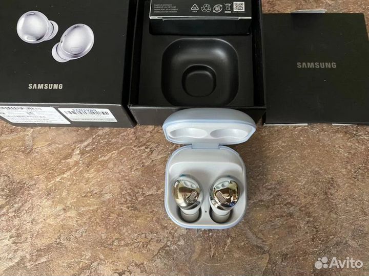 Беспроводные наушники Samsung galaxy bads pro