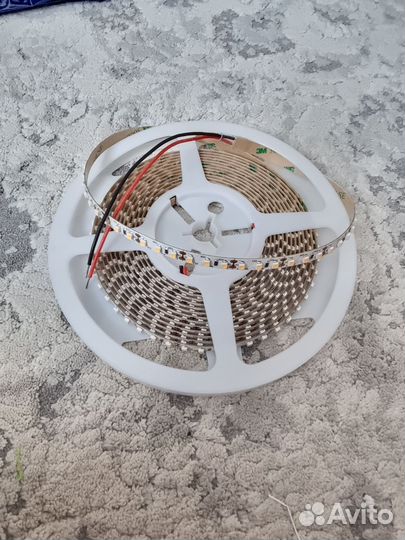 Светодиодная лента Magna S120 WW 12V