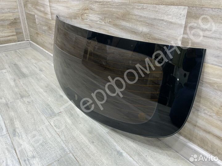 Стекло заднее Nissan Qashqai J10 (2006-2013)