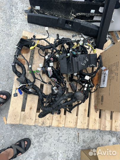 Прододка подкапотная subaru outback