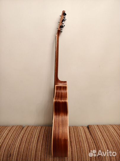 Электроакустическая гитара