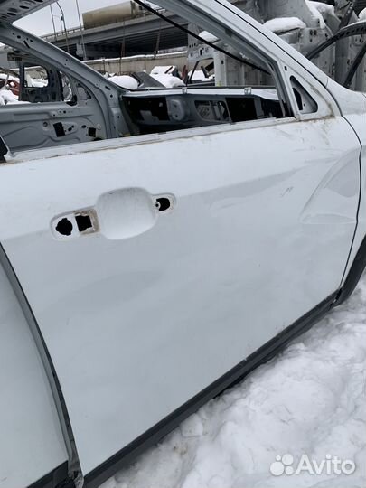 Дверь передняя vesta ng cross