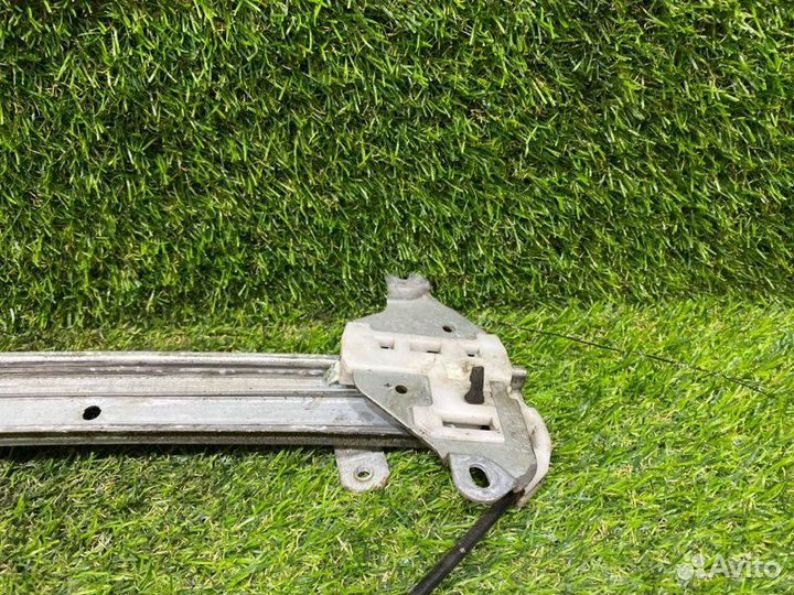 Стеклоподъемник передний левый Mitsubishi Airtrek