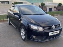 Volkswagen Polo 1.6 AT, 2012, 210 000 км, с пробегом, цена 850 000 руб.