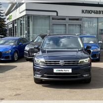 Volkswagen Tiguan 2.0 AMT, 2017, 151 500 км, с пробегом, цена 2 222 000 руб.