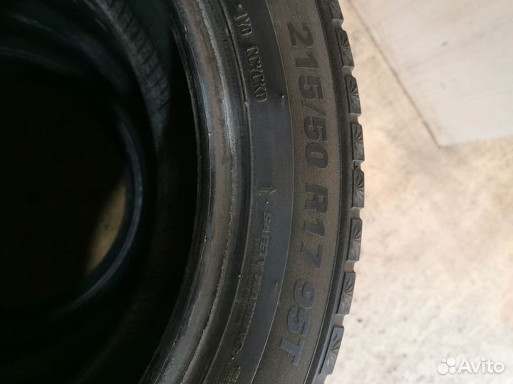 Kumho WinterCraft Ice Wi51 215/50 R17 95W