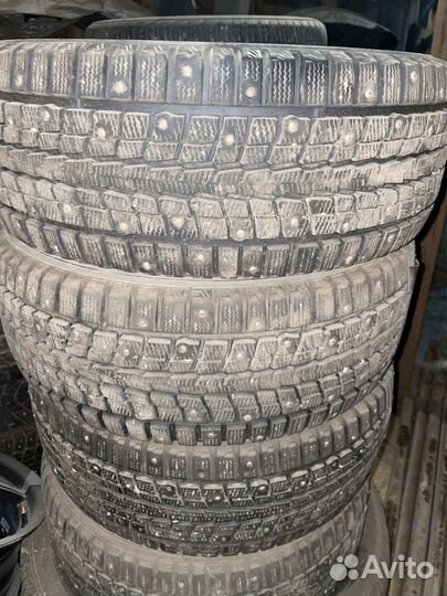 Dunlop SP Winter Ice 01 205/55 R16