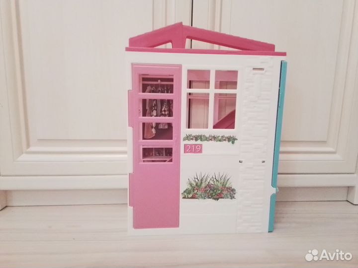 Домик для кукол
