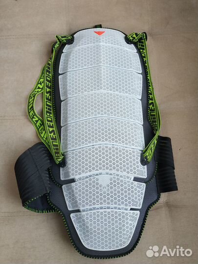 Dainese EVO 2 защита спины