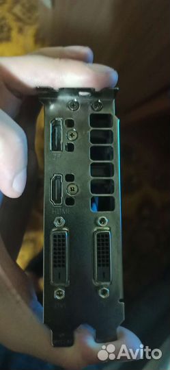 Видеокарта amd Radeon rx 570 4gb Asus rog strix